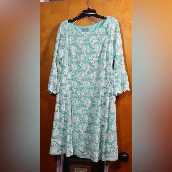 Rabbit Rabbit Rabbit | Dresses | Rabbit Designs Green With White Floral  Dress Size 6 | Poshmark